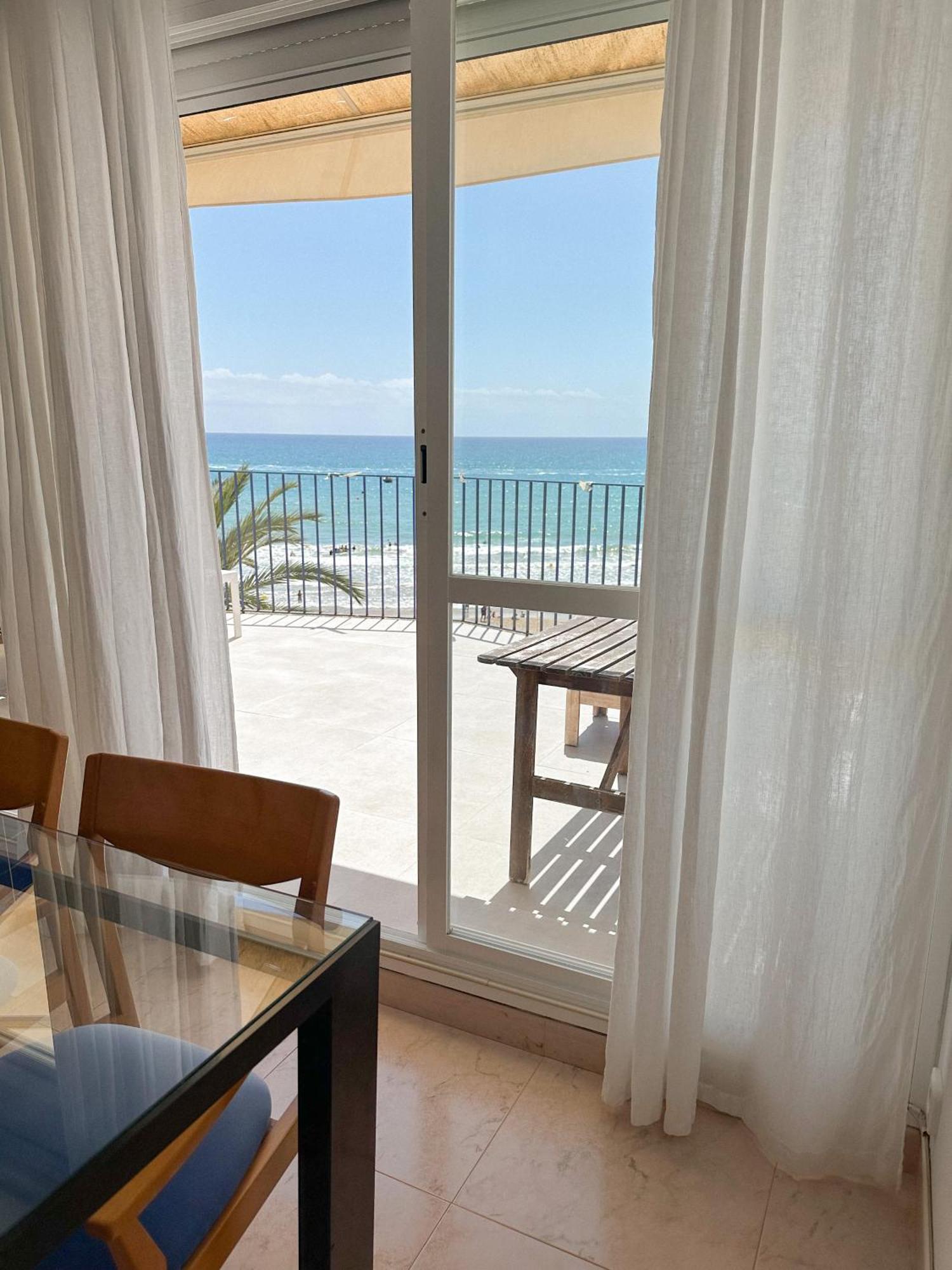 Апартаменты Sitges Aiguadolc Playa Экстерьер фото